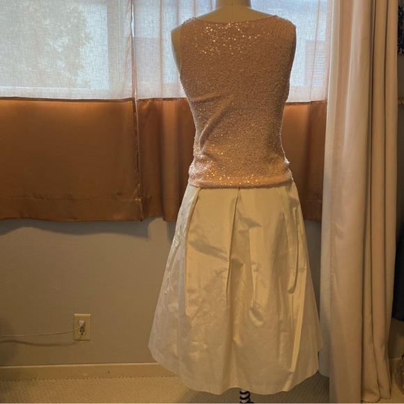 Beautiful ensemble - Picture 4 of 9